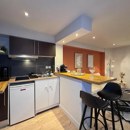 My Home, Voituret 1 Apartment Lyon